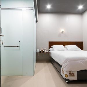 Deluxe Double Studio